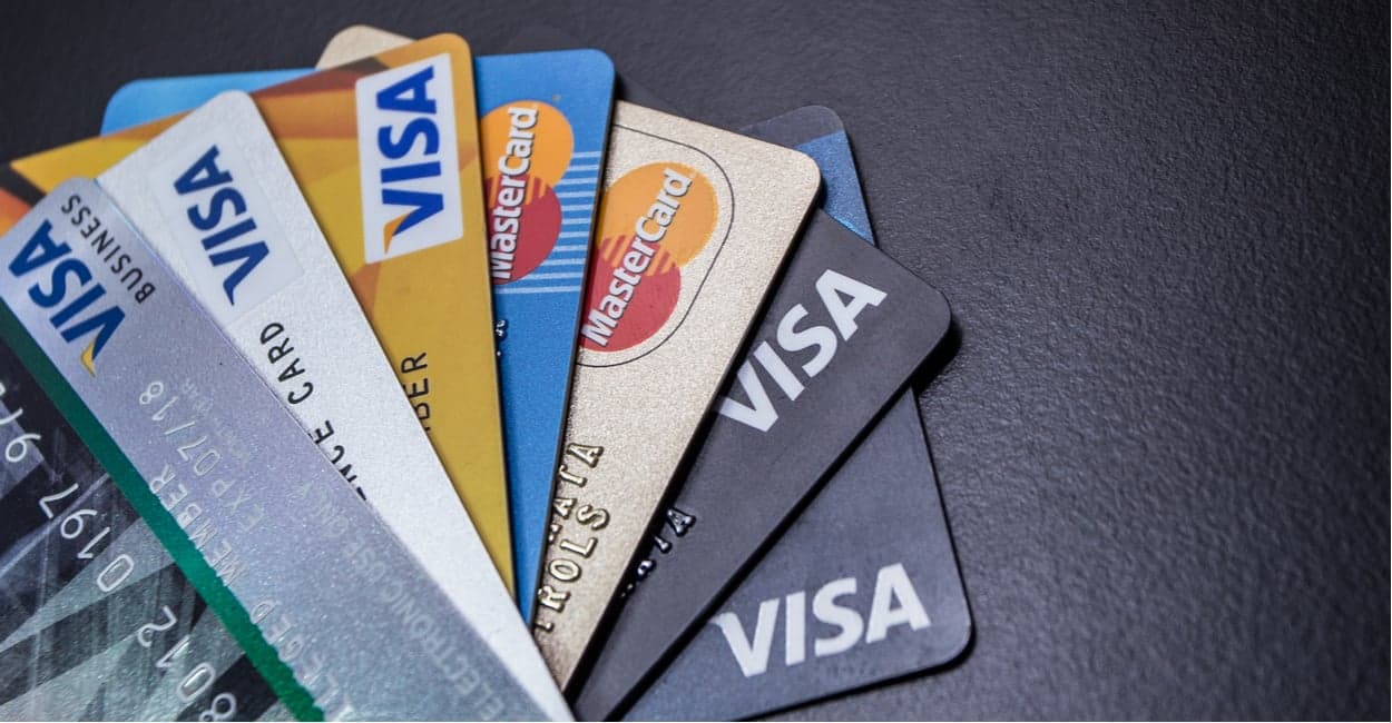 How to Shop Online Safely with a Credit Card (Senior-Friendly Guide)