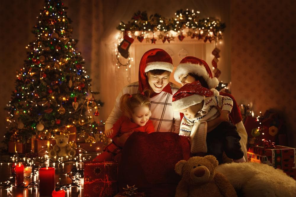 Top 10 American Christmas Facts!