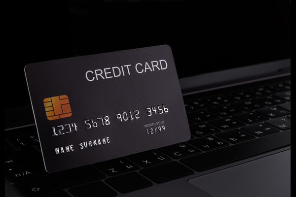 Instant Credit Cards in 2025: When Speed Meets Smart Finance
